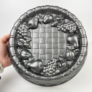 Nordic Ware Marianne Cake Pan Cast Aluminum Fruit Lattice Basket Weave 10 Cup